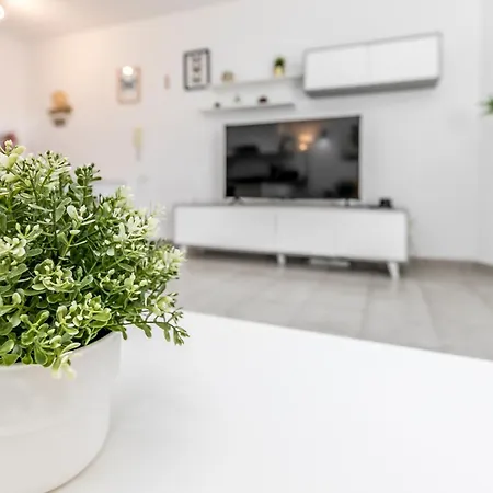 Apartment Charming Breeze Escape & Terrace *